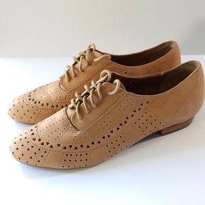 Jeffrey Campbell Laser Cut Perforated Oxford Size 8.5